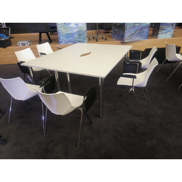 Стол для конференций белый 180*70см с вырезом 02-383WT в аренду. Фото 1